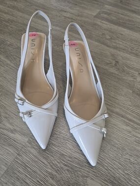 Unisa Taupe/Bone Patent Pointed Slingback Loafers